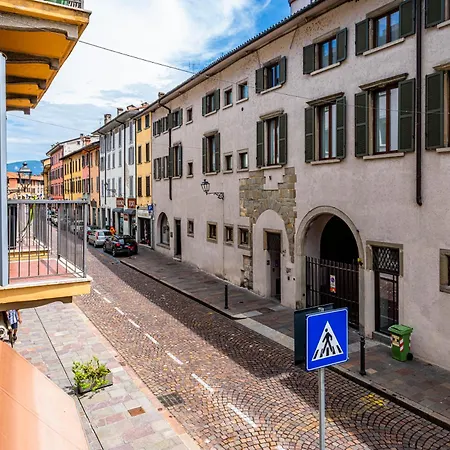 The Blue Nest Life&art Bérgamo